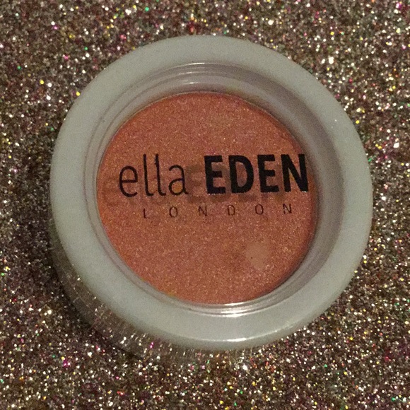 BNIP Ella Eden Pressed Eyeshadow - Picture 2 of 5
